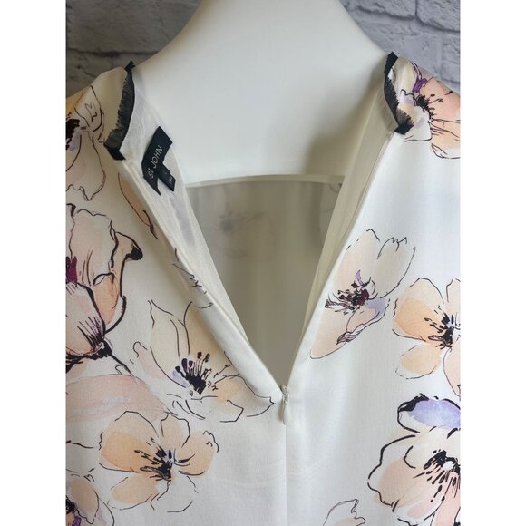 ST. John Silk Floral Blouse Ladies Size Large Career Casual - Picture 4 of 9